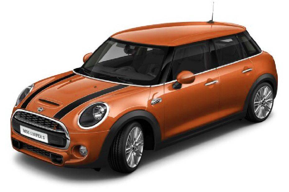 New Mini Cooper five-door primed to go after Golf