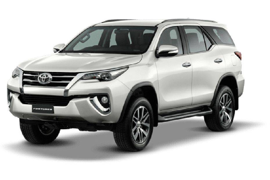 Toyota Fortuner White Pearl