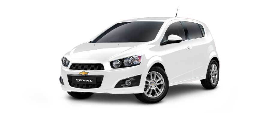 Chevrolet Sonic Summit White