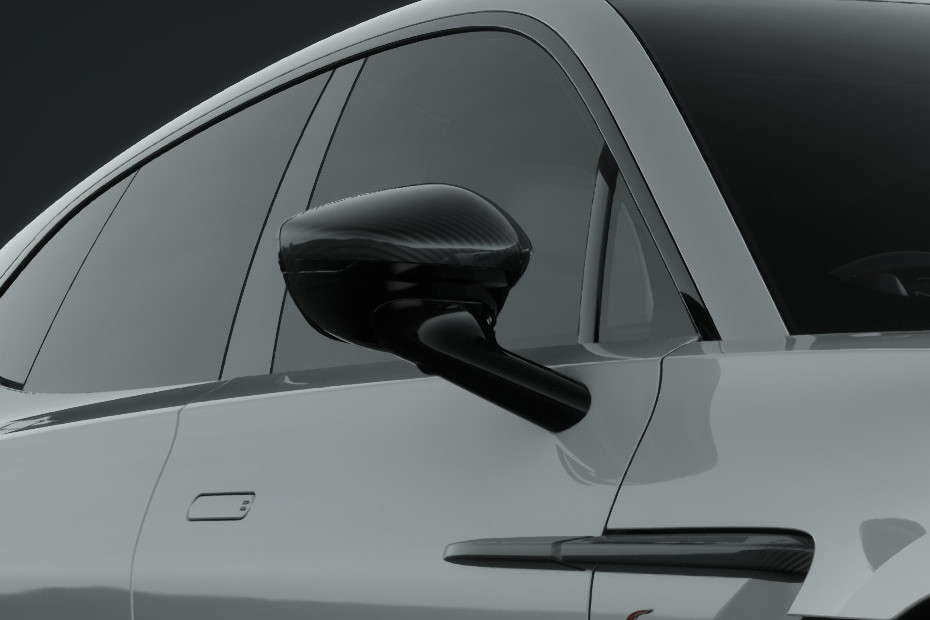 แอสตัน มาร์ติน DBX S Drivers Side Mirror Front Angle