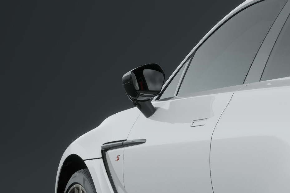 แอสตัน มาร์ติน DBX S Drivers Side Mirror Rear Angle