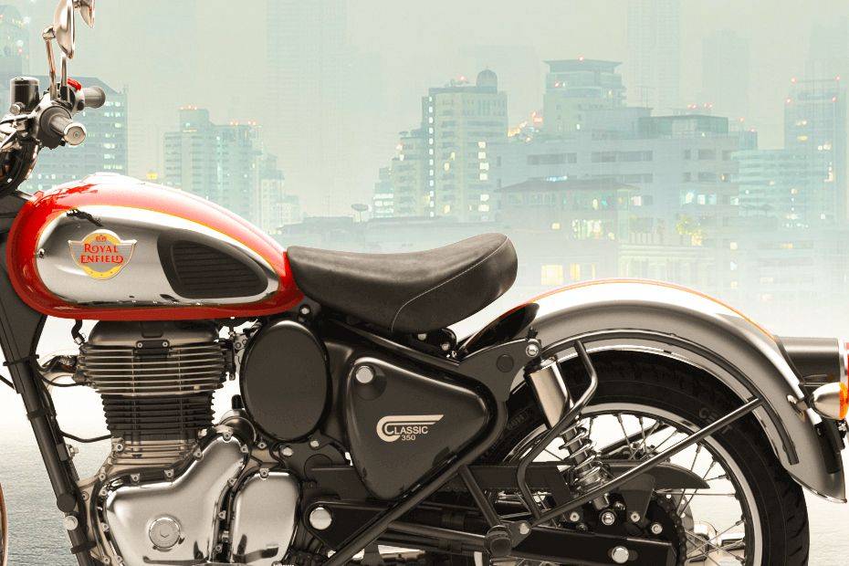 Royal Enfield Classic 350 Rider Seat View Royal Enfield Classic 350 Rider Seat View