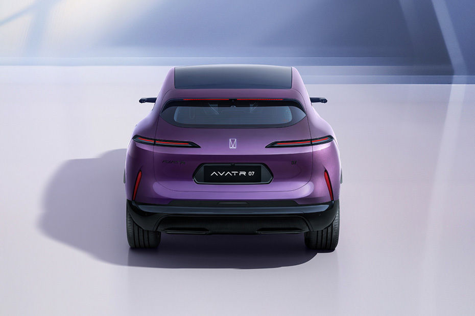 Full Rear View of AVATR 07