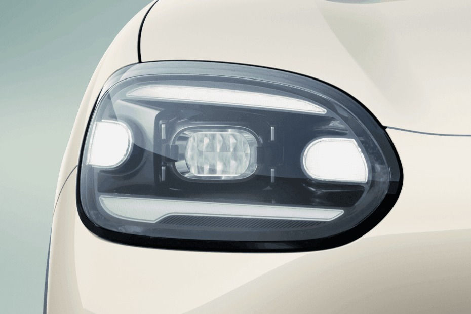 Q Headlight