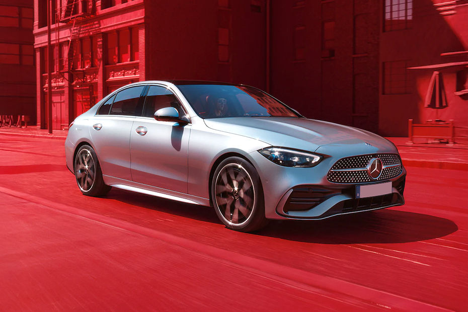 C-Class Saloon Front angle low view