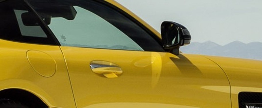 เอเอ็มจี จีที Rear angle view