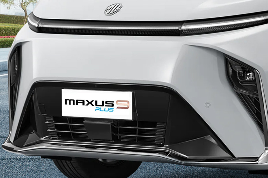Maxus 9 Plus Grille View Maxus 9 Plus Grille View