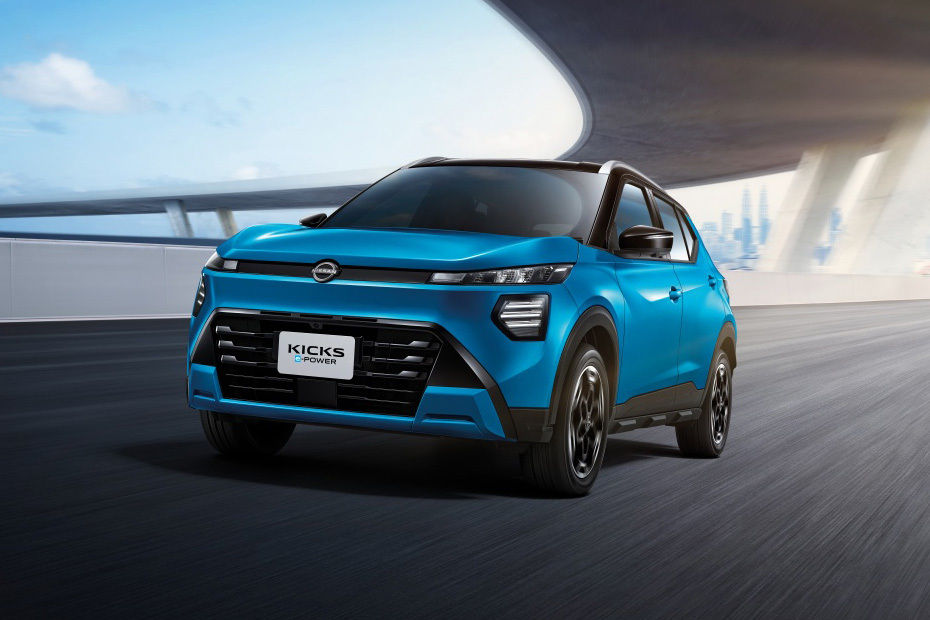 Kicks e-Power Front angle low view