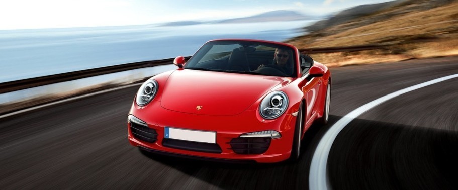 ปอร์เช่ 911 คาร์เรร่า คาบริโอเน็ต Front Angle High View