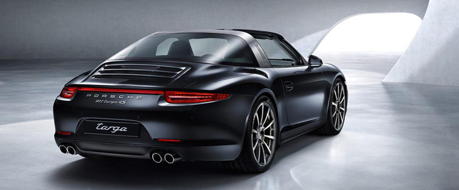 911 ทาร์กา 4 เอส Rear angle view