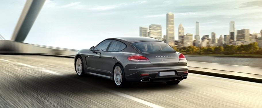 Panamera Diesel Side view