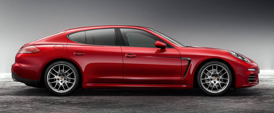 Porsche Panamera 4S Drivers Sideview Porsche Panamera 4S Drivers Sideview