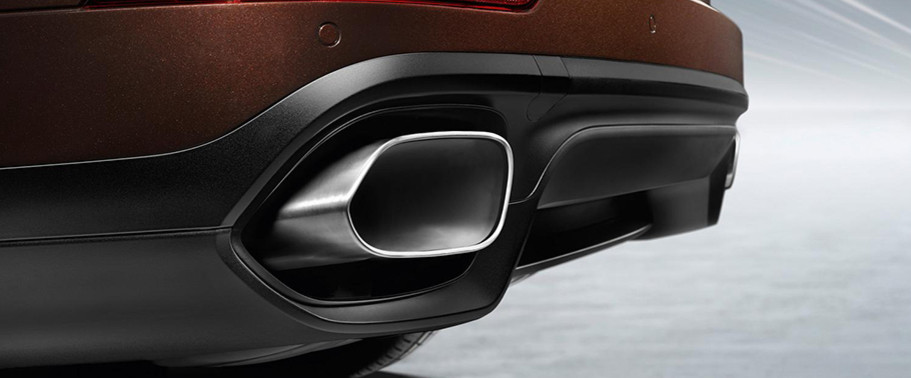 Exhaust Pipe of Porsche Cayenne Diesel