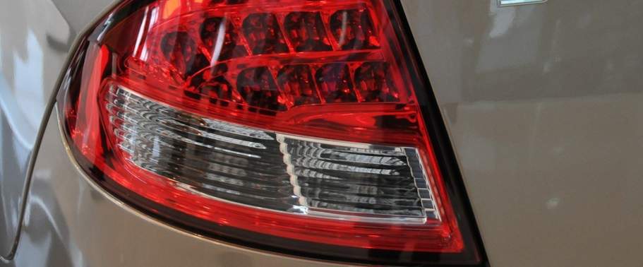 ซาก้า ซีวีที Tail light