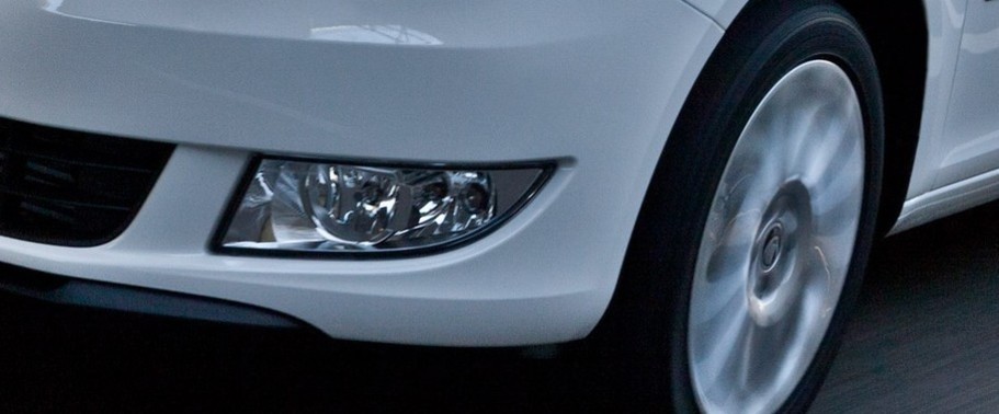 Roomster Front Fog Lamp