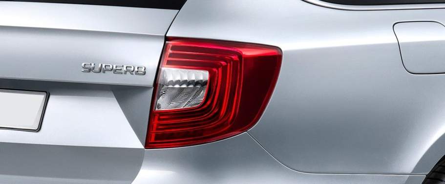 Superb Combi Tail light Superb Combi Tail light