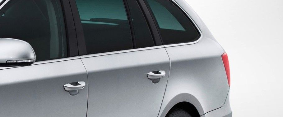 Superb Combi Greenline Door handle Superb Combi Greenline Door handle