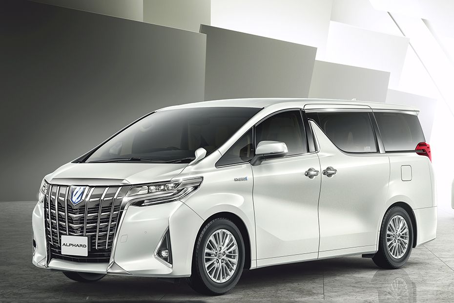 Toyota Alphard 2018 Front Angle Low View 908722 