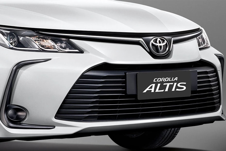 Corolla Altis Grille View