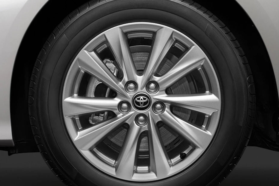 Corolla Altis Wheel