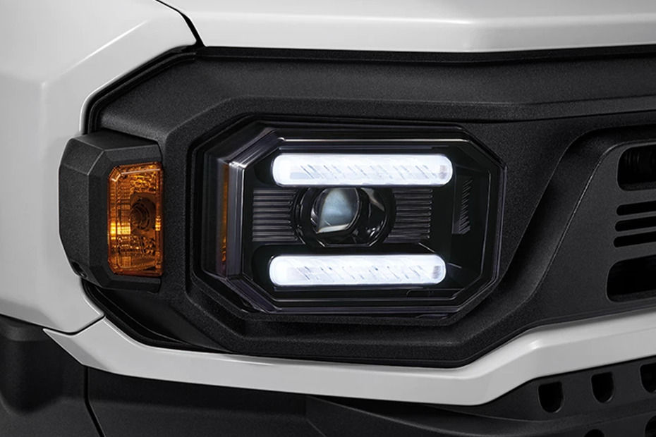 Hilux Champ Headlight