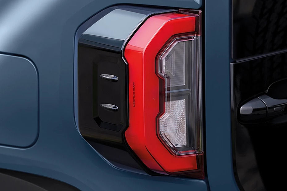 Land Cruiser FJ Tail light