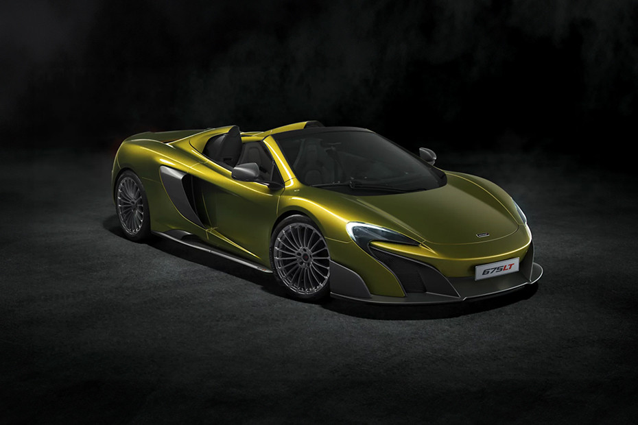 675LT Spider Front angle low view