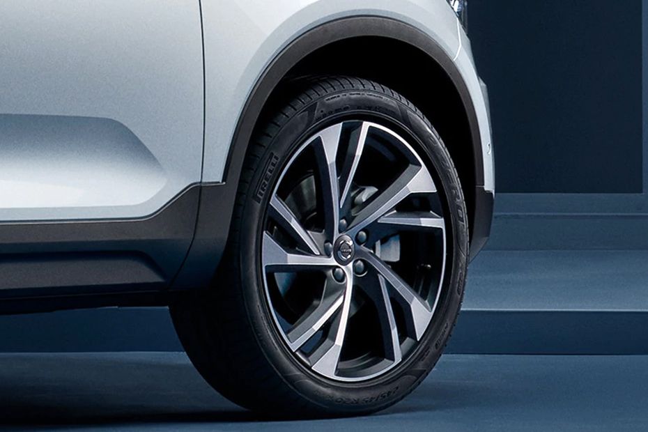 Volvo XC40 2024 Price in Thailand Find Reviews, Specs, Promotions