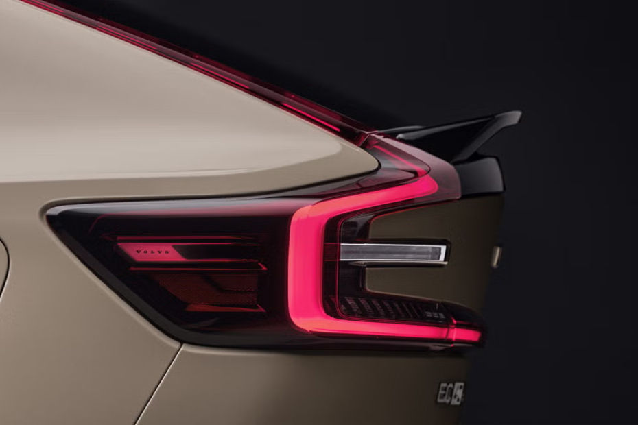 EC40 Tail light