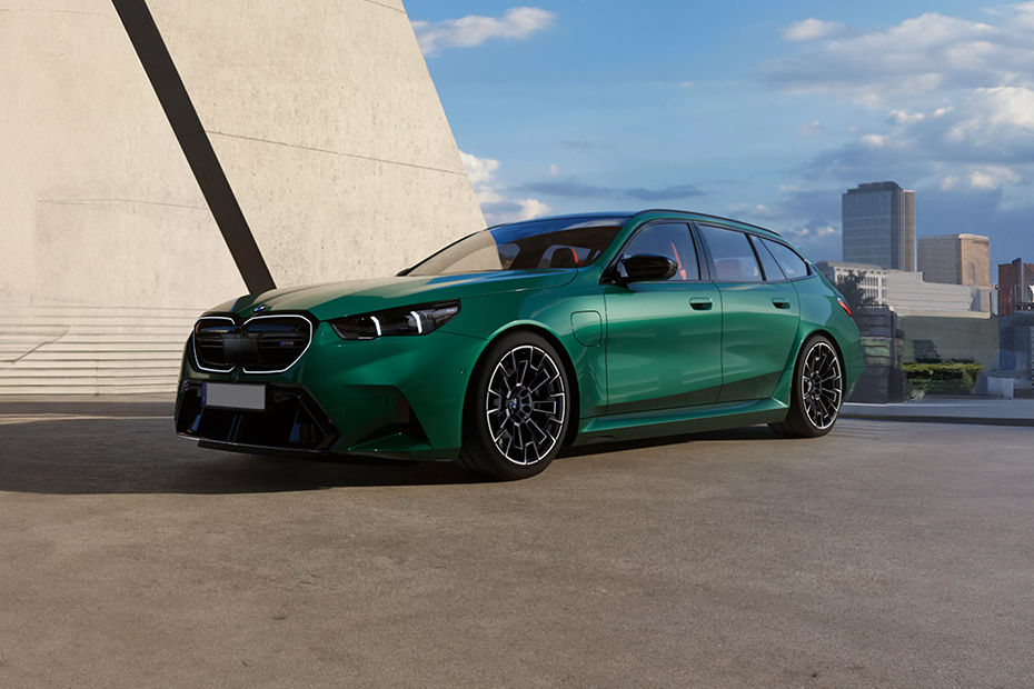 BMW M5 Touring 4.4L 2026 Thailand