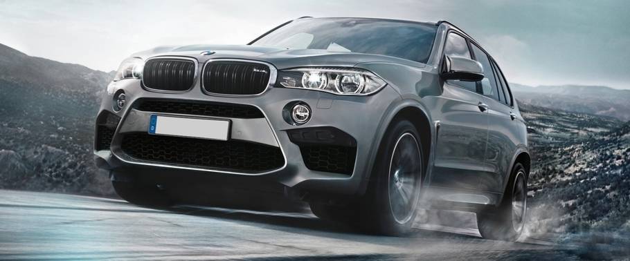 X5 M Front deep low Angle View X5 M Front deep low Angle View