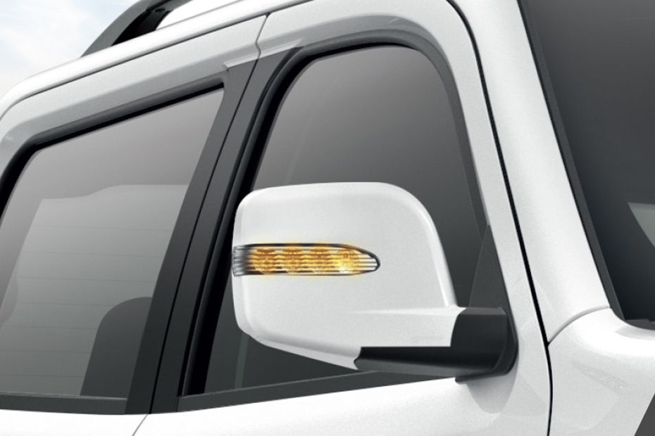 Tata Xenon Double Cab Drivers Side Mirror Front Angle