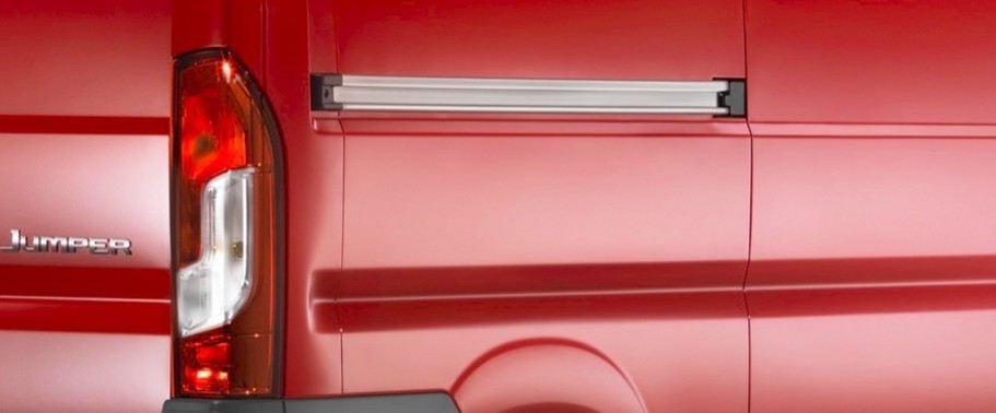 จัมเปอร์ Tail light