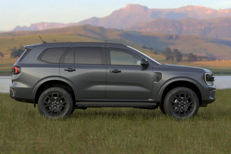 Ford Everest Sport Drivers Sideview