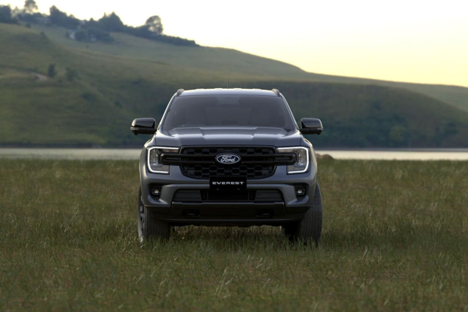 Full Front View of Everest Sport