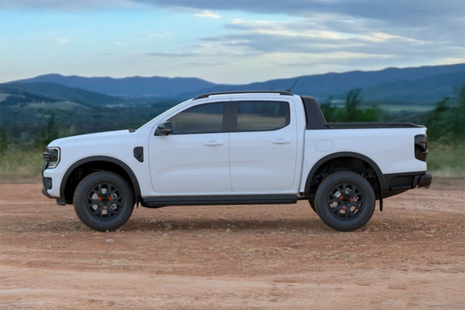 Ford Ranger Wildtrak Full Side View Ford Ranger Wildtrak Full Side View