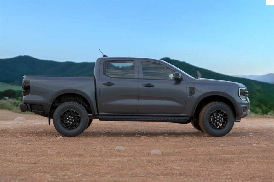 Ford Ranger XLS Drivers Sideview