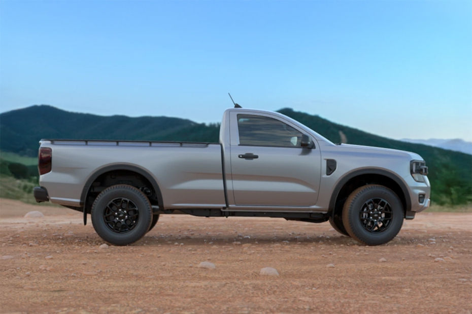Ford Ranger XL Drivers Sideview