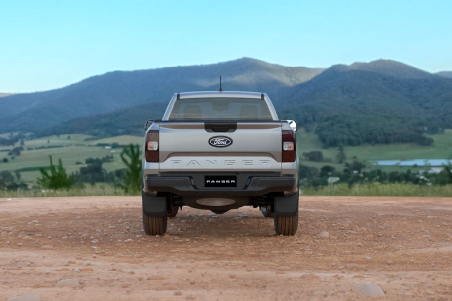 Full Rear View of Ford Ranger XL