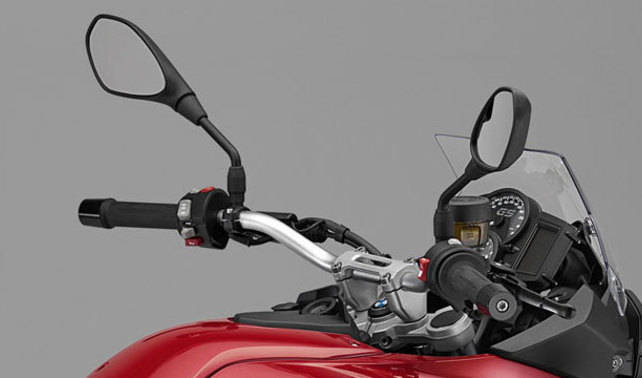 BMW F 700 Handle Bar View BMW F 700 Handle Bar View
