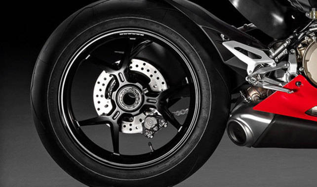 Ducati 1299 Panigale Rear Tyre Ducati 1299 Panigale Rear Tyre