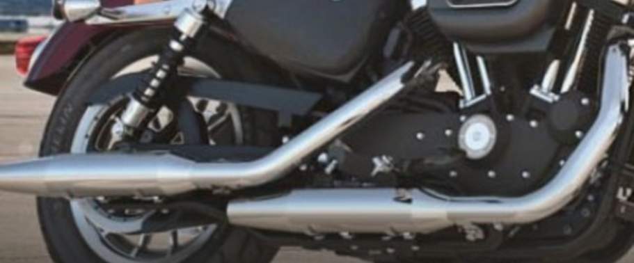 Harley–Davidson 883 Roadster Exhaust View Harley–Davidson 883 Roadster Exhaust View
