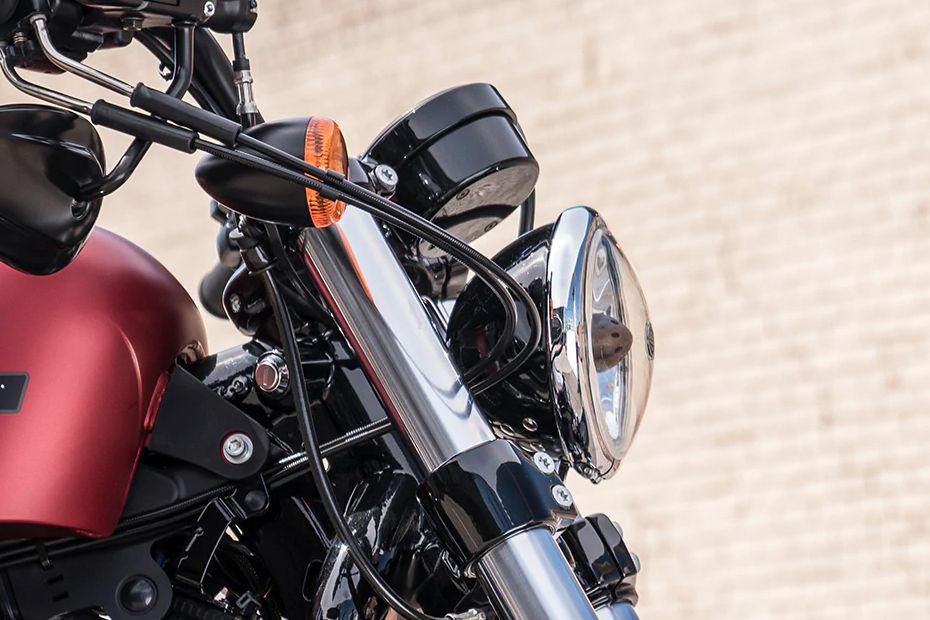 Harley–Davidson Forty–Eight Head Light View