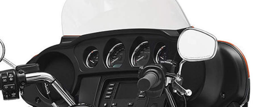 Harley–Davidson Electra Glide Ultra Classic Low Console View