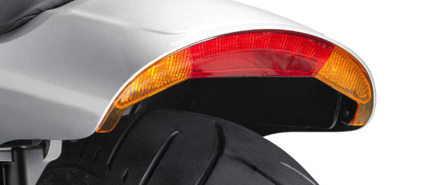 ฮาร์เลย์-เดวิดสัน มัสเซิ่ล Tail Light View