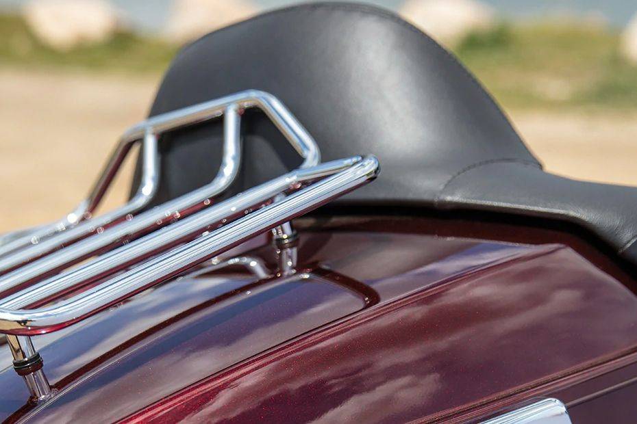 Harley–Davidson ROAD Glide Ultra Back Rest View Harley–Davidson ROAD Glide Ultra Back Rest View