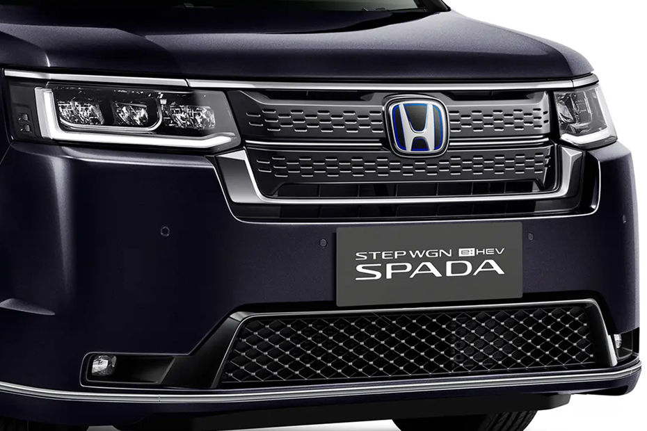 STEP WGN e:HEV Grille View