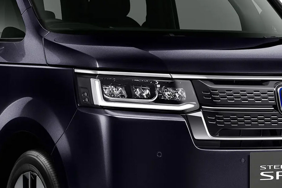 STEP WGN e:HEV Headlight