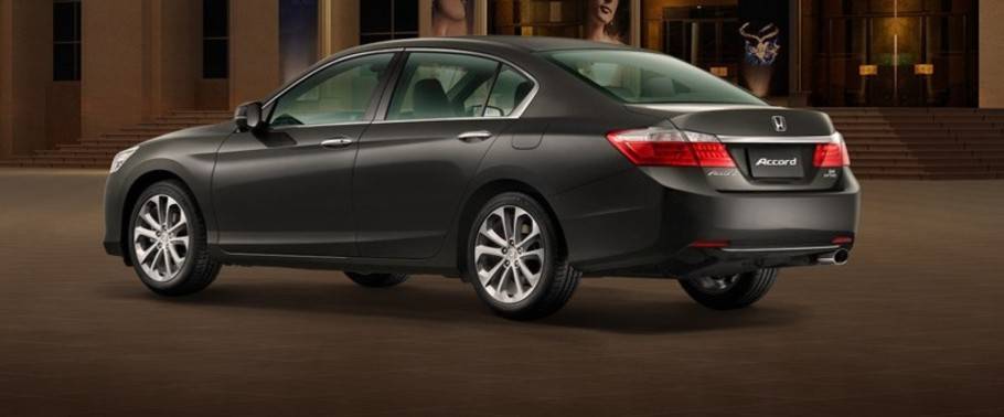 Discontinued Honda Accord 2015 Features & Specs | Zigwheels