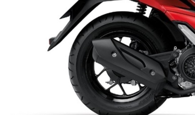 Honda Moove Man U Exhaust View